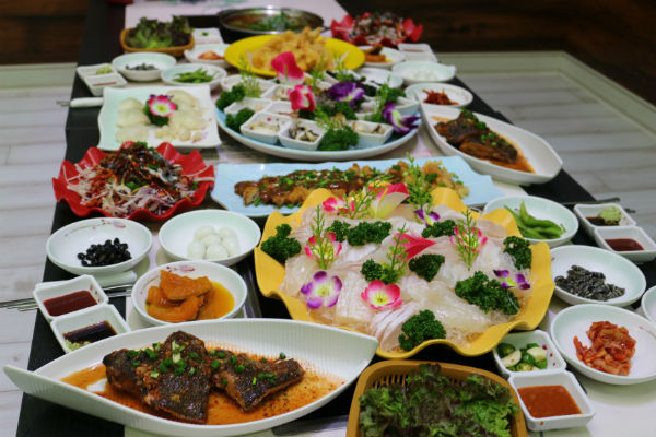 거제도맛집. 거제도에서 즐기는 건강한 별미! 지세포 요리사횟집, 차반