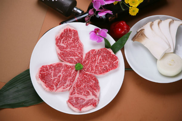 서초-교대역 맛집 수원 본갈비 참숯에 구운 프리미엄 한우 맛으로 인기