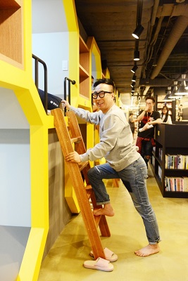 만화카페 벌툰, 모델 박명수 효과로 신개념 놀이공간 거듭나