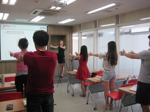 스피치학원에서 배우는 발음특화, 직장인 토요과정 인기
