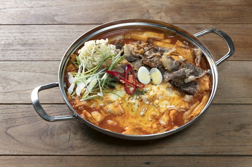 대구 상인동 맛집 팔도실비집, 이색적인 인테리어로 남녀노소 즐기는 실내포차