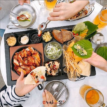요즘 뜨는 체인점 누나홀닭, 본사 마인드부터 다르다