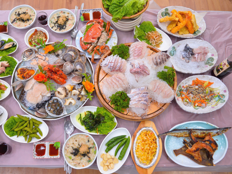 싱싱한 바다의 맛과 영양 담은 푸짐한 한 상, 110년 전통 부안 변산반도 맛집 변산반도 횟집