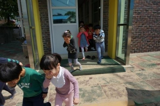 공주중동초병설유치원, 화재대피훈련 실시