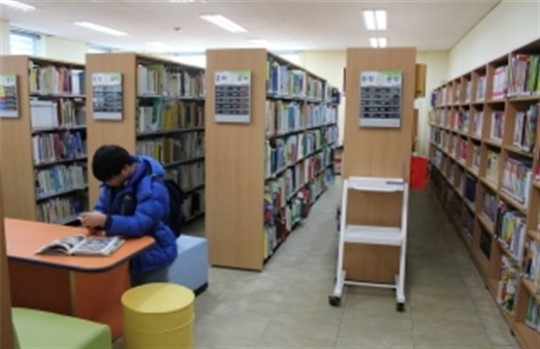 예산도서관, 종합자료실 환경 정비 새 단장!