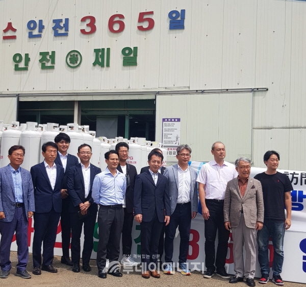 방한 日 민간검사기관, 중원산업 방문 