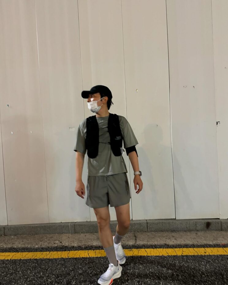 가을 러닝룩 여기서 참고할 것, 달리는 남녀 셀럽 패션 7