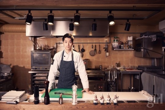 그곳에 가면, 맛있는 밥과 배부른 오빠들이 있다! 미남 식당