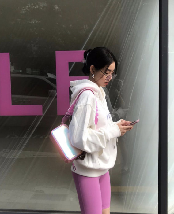 바나나 집게 핀부터 대왕 곱창밴드까지. 셀럽들이 선택한 헤어 액세서리는 무엇?