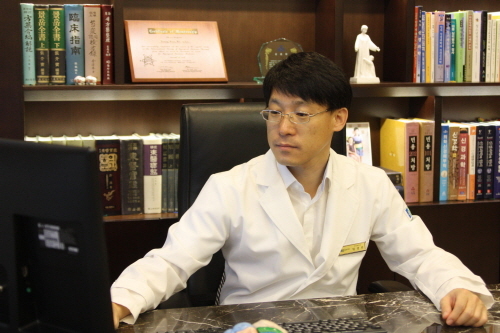 불면증, 틱장애…휴한의원 강남본점 확장 이전