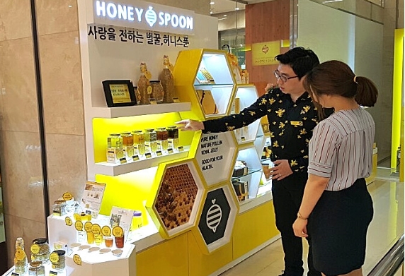 롯데百, 지역 중소업체 발전 위한 다양한 지원사업 펼친다
