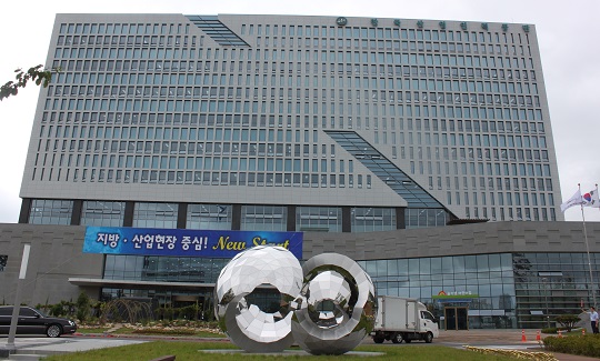 [단독] 곳간 텅텅 빈 한국산업인력공단, 훈련 지원금 유보 결정 논란 