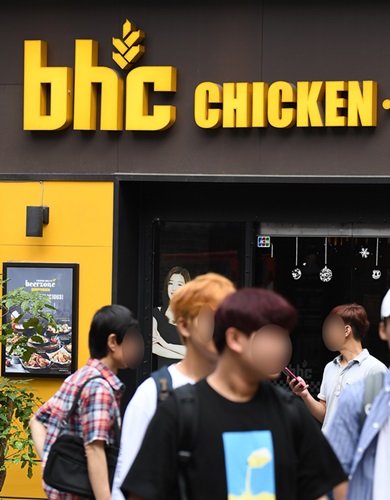 2300억대 소송전 BBQ-bhc 사생결단 치킨게임 내막