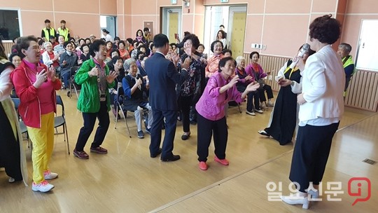 괴산군 노인복지관 2019효드림축제 성료