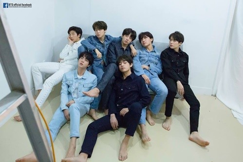 ‘빅히트샵’, 넘사벽 인기 인증한 방탄소년단...경제적가치 1조의 ‘위엄’