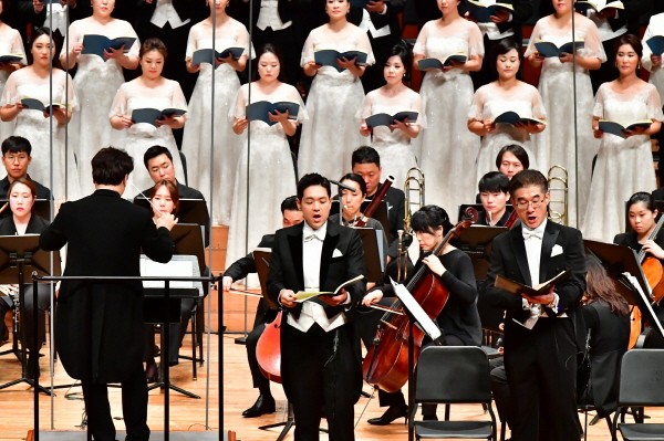 [ET-ENT 클래식] 국립합창단 ‘대미사’ 독창, 합창, 관현악까지, 모차르트의 재능과 사랑을 담다
