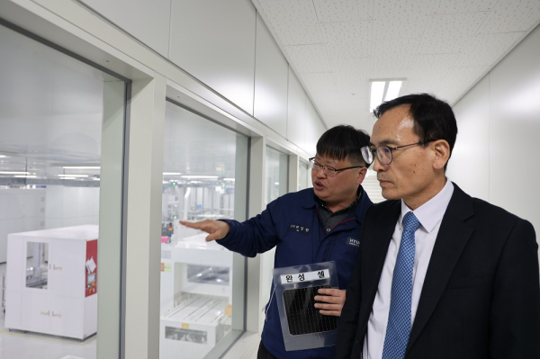 정승환 서울세관장, 현대에너지솔루션 애로사항 현장 청취