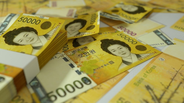 컬러 프린트로 출력한 5만원 내고 4만원 거스름돈 받아…징역형 선고