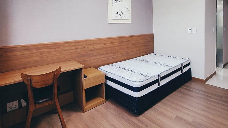 정말 닭장 같나, 전셋집 찾는 기자가 호텔 리모델링 임대주택 가보니 …