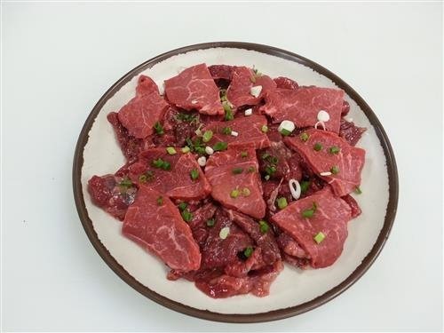최연길 대표의 철학으로 일군 화덕에 고기 한점