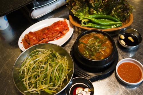 방배동구뜰집_불 맛과 특제 소스가 어우러진 추억의 연탄구이