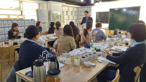 [한국 티소믈리에 연구원: 티 전문가 교실]티(TEA)에 대해 배우며 여유, 지혜, 소통도 배운다