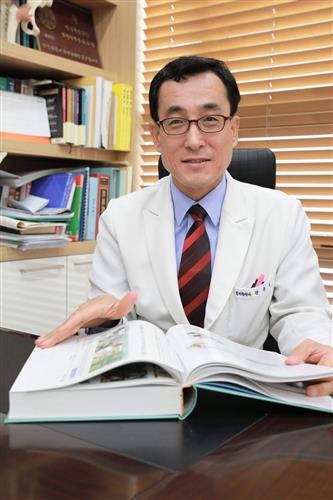 양·한방 전문의에게 들어본 여름철 더 심해지는청소년기땀 냄새 & 몸 냄새