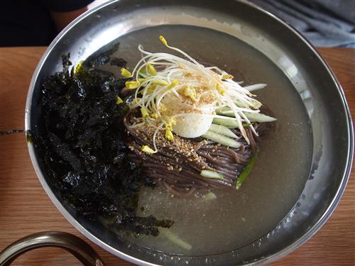 맛과 멋이 있는 공간 - 메밀 막국수 한 그릇의 건강