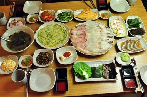 자연산 숙성회 맛집 ‘배 들어온 집’
