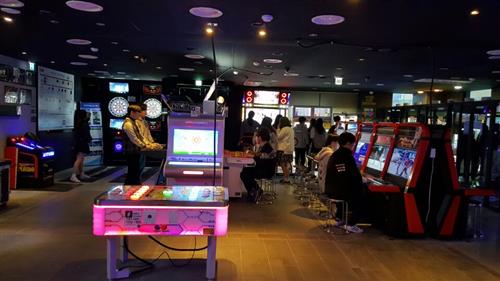 신개념 오락실 데이트! 애인, 친구, 가족과 함께 동심의 세계로~