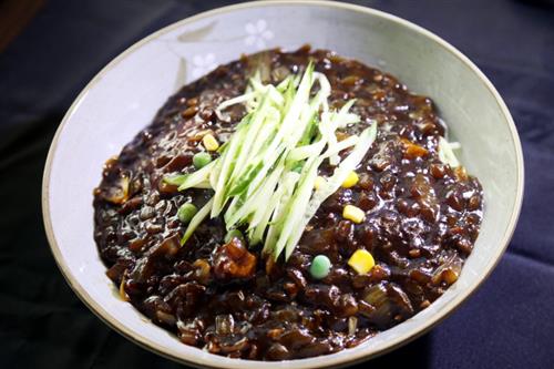 소박한 동네에서 내공 있는 정통중화요리를 만나는 기쁨!