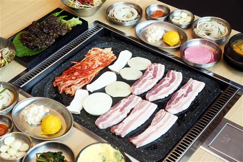 [우리 동네 삼겹살 맛집]3월 3일 ‘삼겹살데이’엔 무조건 삼겹살이데이~!