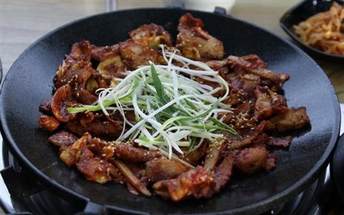 삽겹살이 맛있는 이유는 보성녹돈으로 굽기 때문