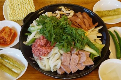 한번 맛보면 다시 찾는 일품 부대찌개