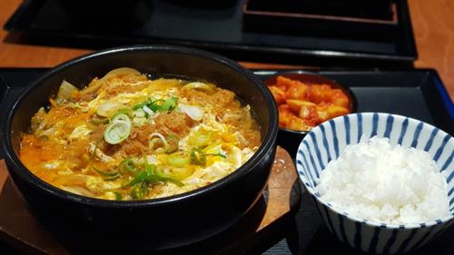 맛있고 정갈한 수제돈가스 & 메밀국수 맛집 ‘고찌소’