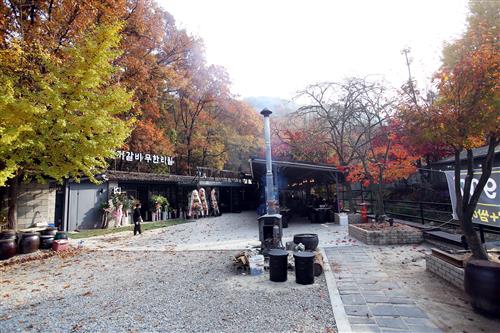 [안양 맛집 탐방]가족·지인과 함께 하는 맛집 나들이…숲속에서 즐기는 숯불돼지갈비 무한리필!