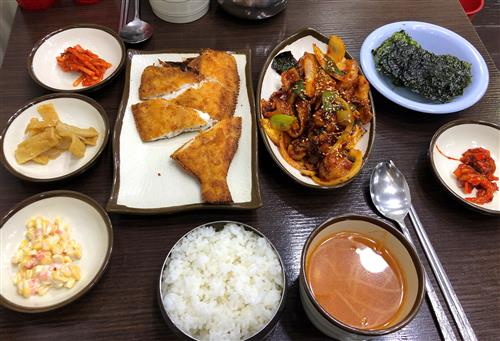 [우리 동네 ‘가정식백반 맛집’]매일 먹어도 맛있는 상차림 만나보세요~