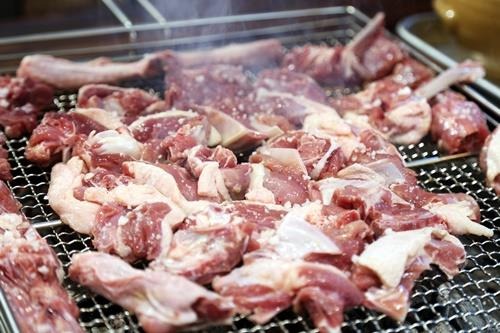 일산 파주 자유로변 오리 숯불구이 맛집 ‘석기시대’ 문 열어