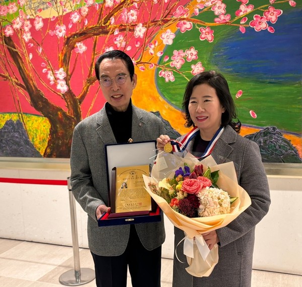 제31회 삼우당대한민국 섬유패션대상 영예의 수상자 영원홀딩스 천문조 이사