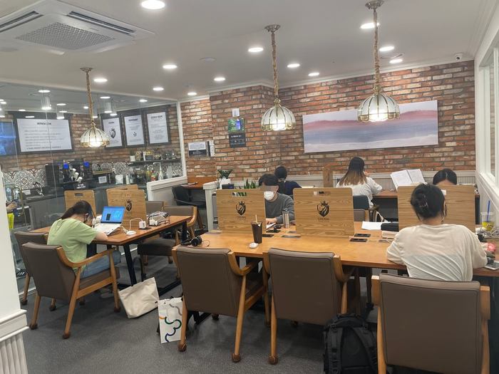 초심 스터디카페, 가맹점 내 추가 출점이 25% 이상 육박해