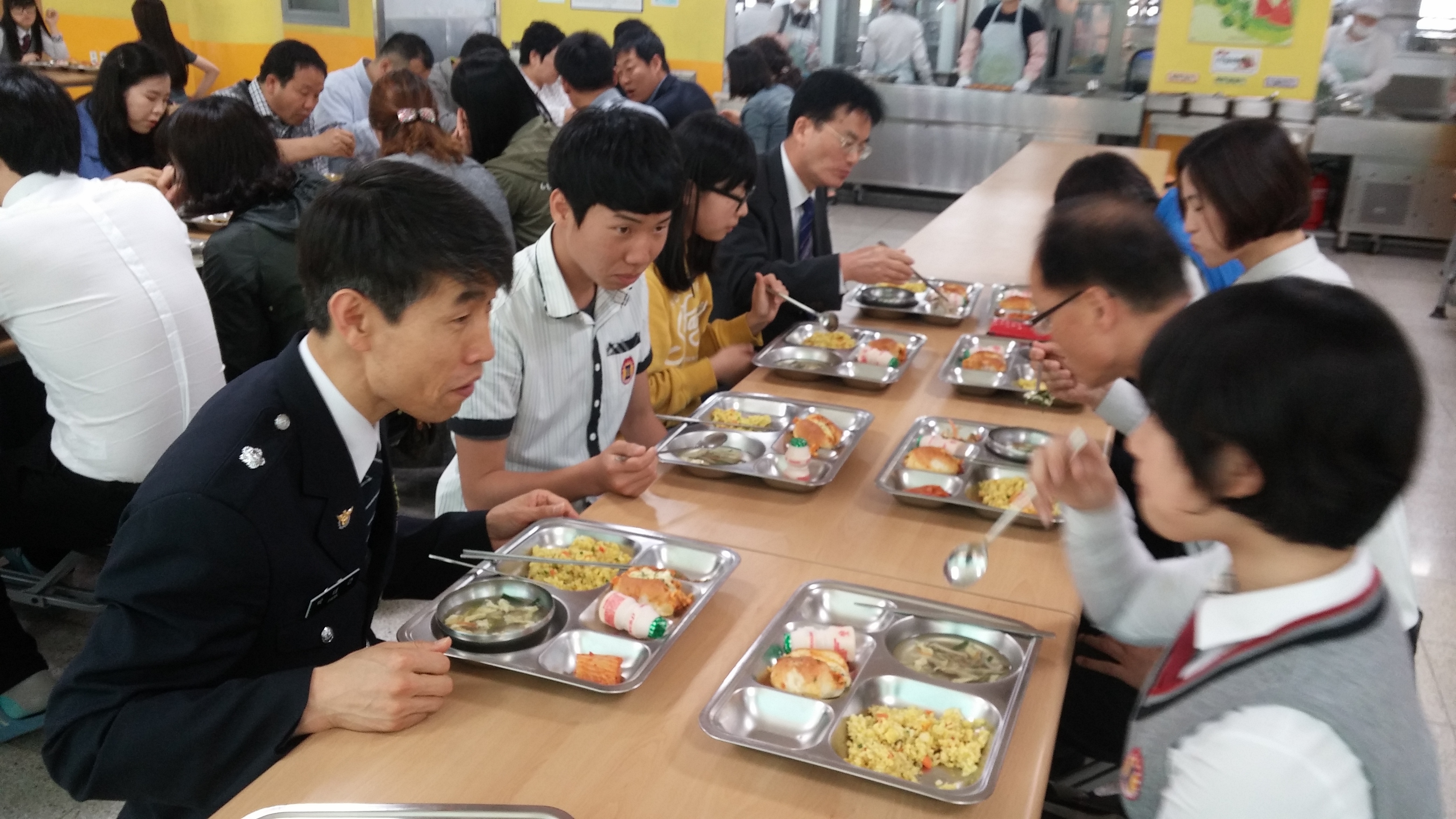 포항남부署, 포은중학교서 ‘런치미팅’