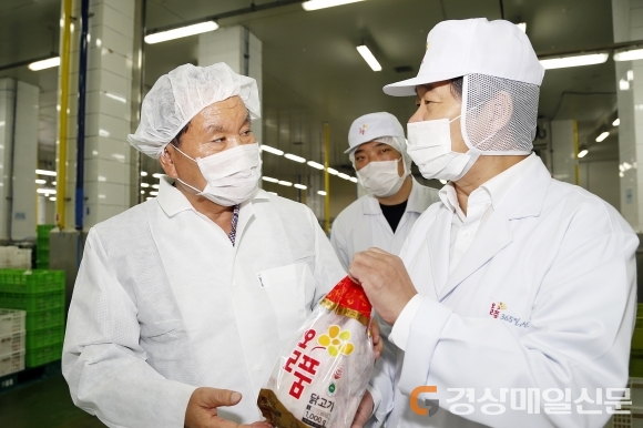 이정백, ㈜올품 산업현장 가다