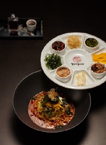 거제 옥포 맛집 타이웨이, 바다뷰와 함께 홍콩 미슐랭 탄탄면 등 다양한 메뉴 즐겨