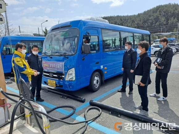 “포항시 전기 마을버스 운영, 한수 배우러 왔습니다”