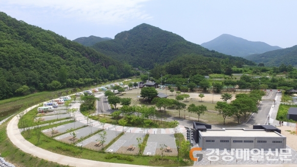 의성 빙계얼음골 야영장, 주말 피서객 북적