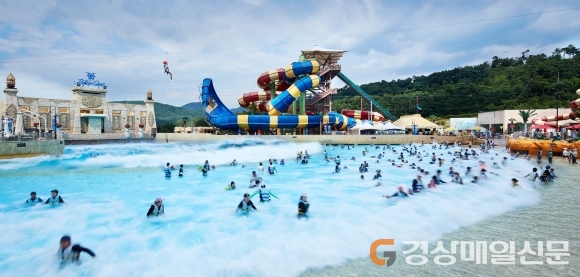 경주 블루원리조트, 워터파크 오픈 일 방문고객에 완전 보상