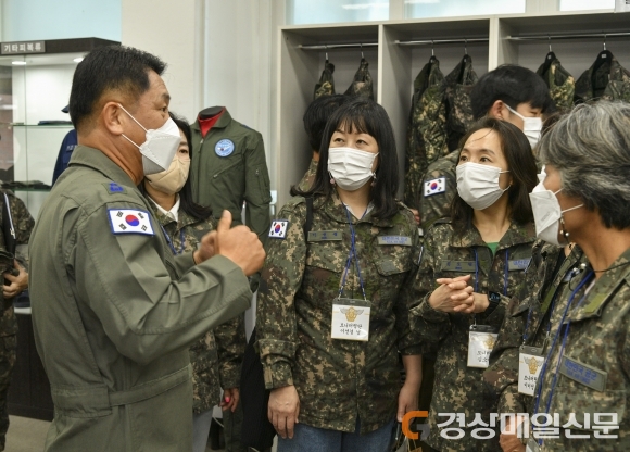 장병 급식ㆍ피복 모니터링단, 11전비 방문