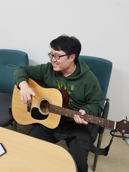 생물학과 한의학 서적 두 권에서 드루이드 한의사 인생 시작됐다