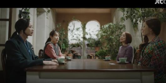 민자영, 사교육하는 여자들 몽땅 우습게 본 것 또 다시 등장한 극성 엄마의 표본