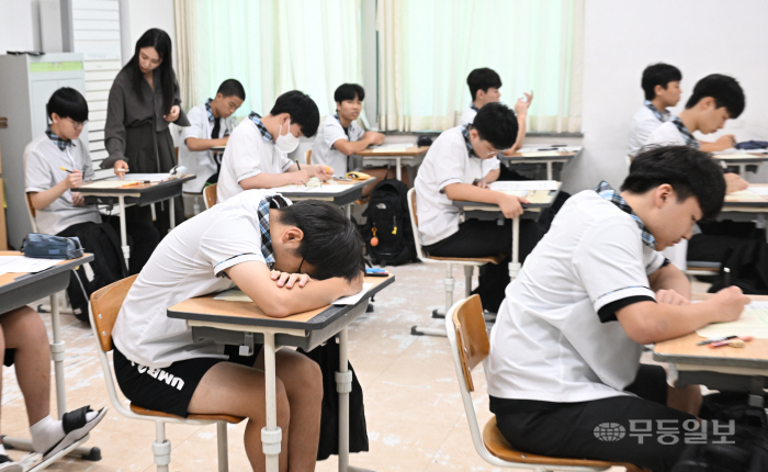 더 많은 집중 필요한 9월 수능모의평가